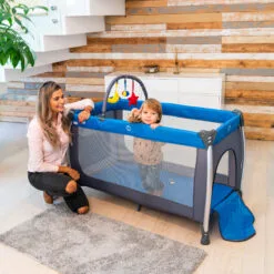 Gyerek kiságy, járóka és kiegészítők